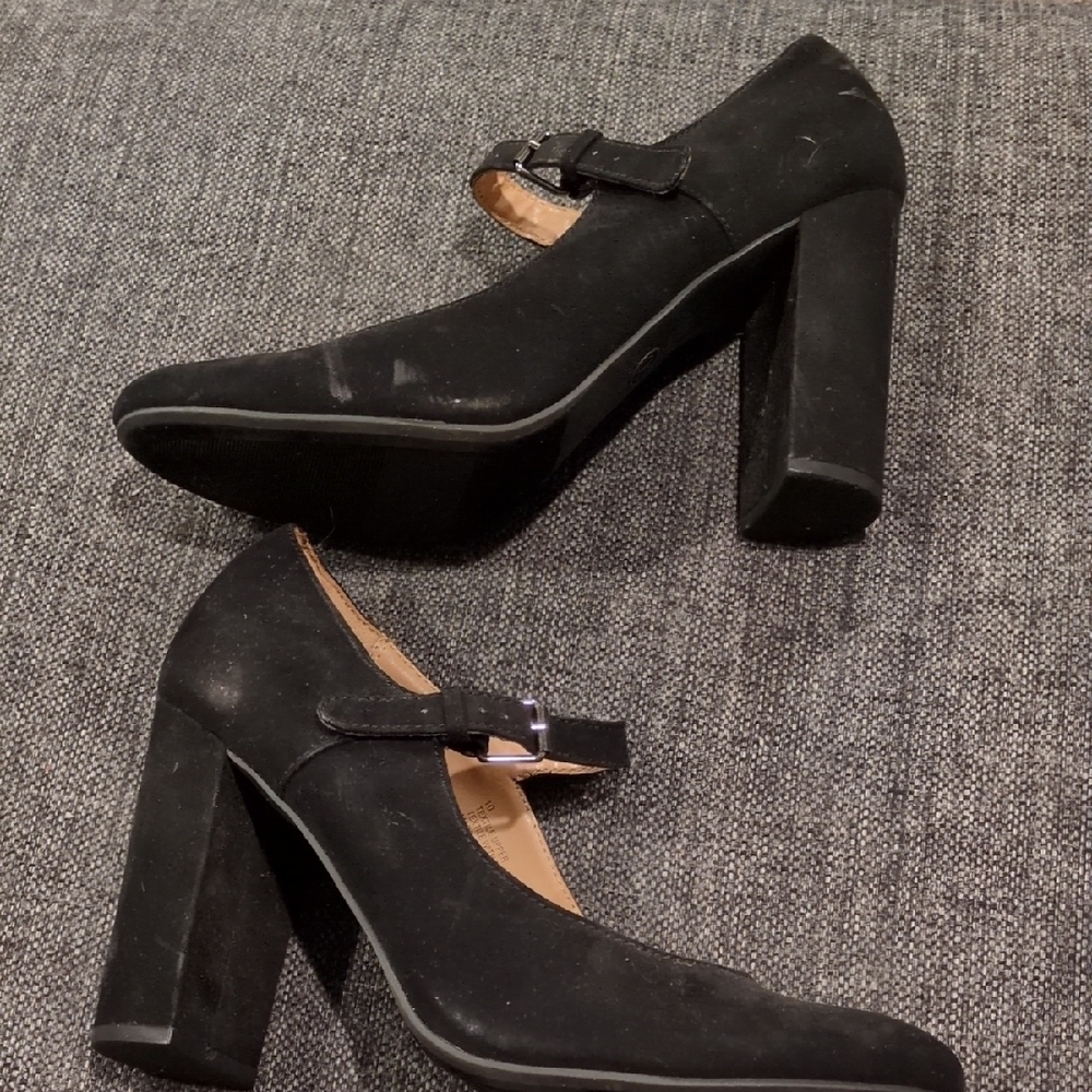 Black Mary Jane Heels